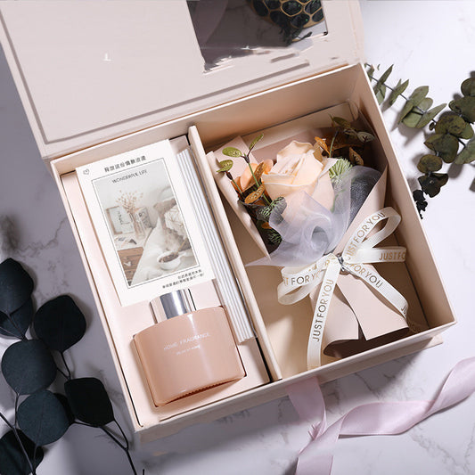 Luxury Soap Flower Bouquet Gift Set with Aromatherapy & Fragrance Diffuser – Perfect for Special Occasions - Fanbuluxe