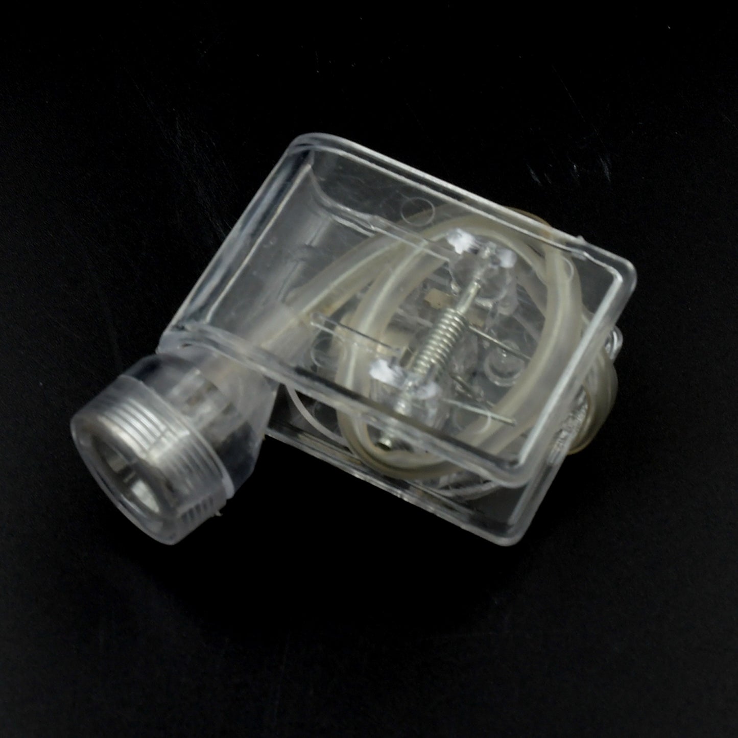7992 Portable Clip Light – Indoor & Outdoor Use