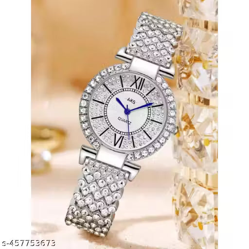 (16A) Elegant Silver Dial Analog Watch for Women – Timeless Alloy Strap Design