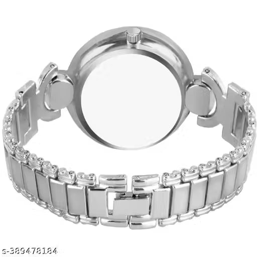 (14A) Medboo Silver Bracelet Watch with Black Star Flower Dial – Elegant Timepiece for Girls & Women
